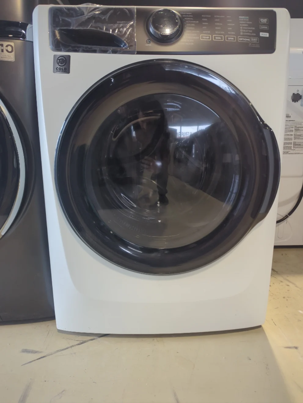 ELFW7738MW - WASHERS - Electrolux - Front Loading - White - Open Box - Image 3