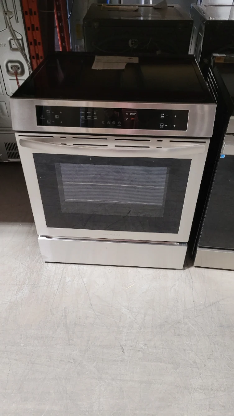 FCFI308CAS - RANGES - Frigidaire - Electric - Stainless Steel - Open Box - Image 2