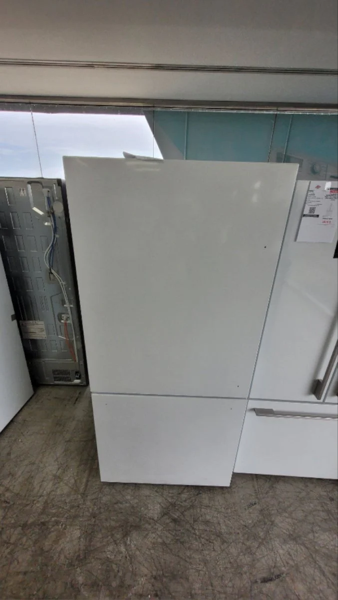 FFFFD1786-31WHT - REFRIGERATORS - Forno - Bottom Mount - White - Open Box - Image 3