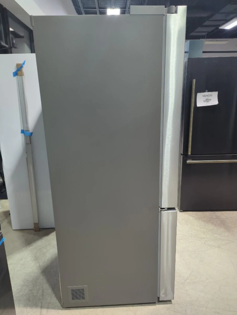 LCFC26XSS - REFRIGERATORS - LG - French 3-Door - Stainless Steel - Open Box - Image 3