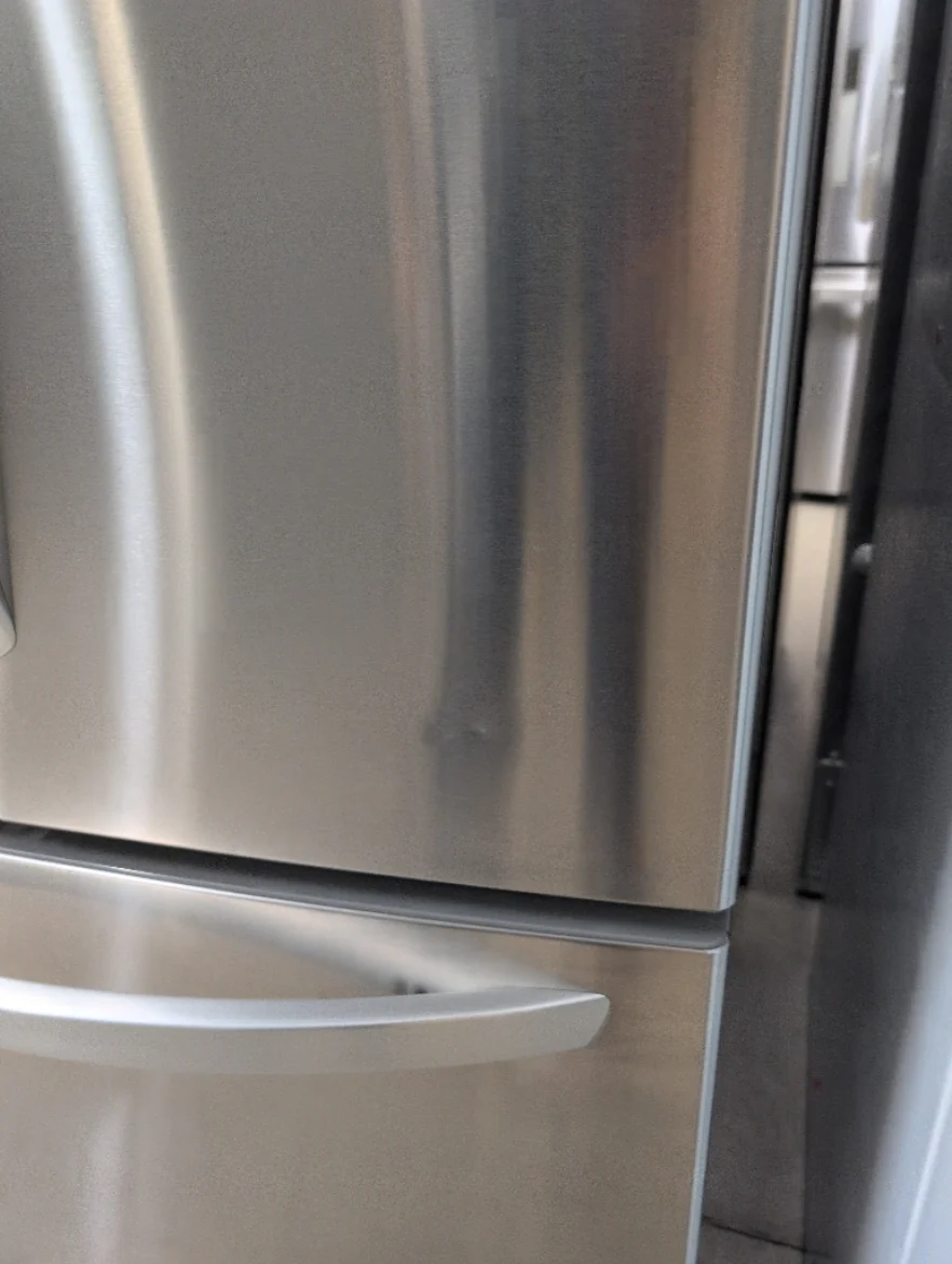 LCFS22EXS - REFRIGERATORS - LG - French 3-Door - Stainless Steel - Open Box - Image 3