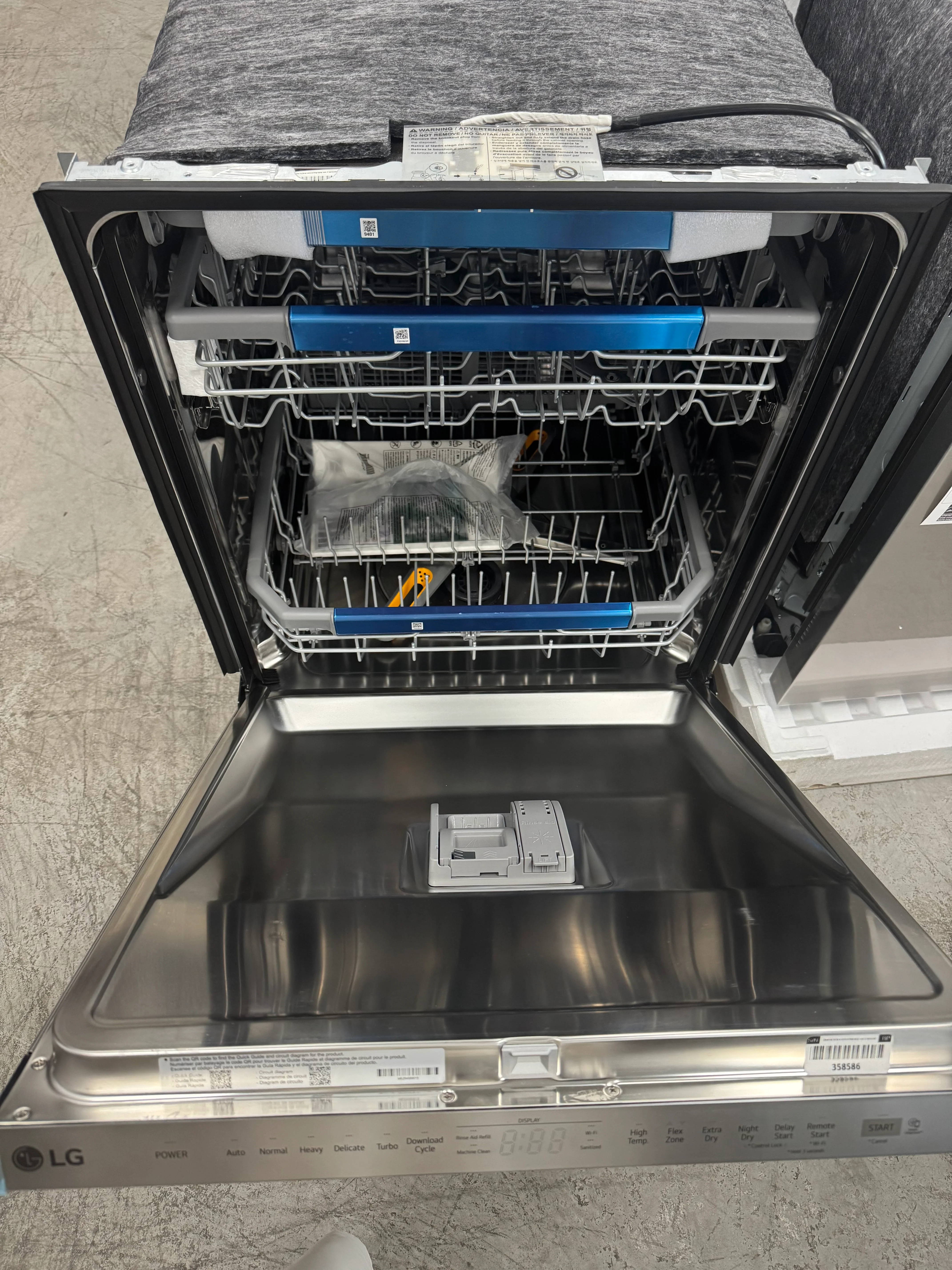 LDPM6762S - DISHWASHERS - LG - Top Controls - Stainless Steel - Open Box - Image 4