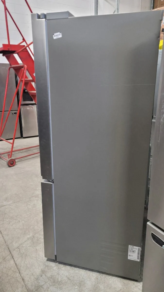 LF21C6200S - REFRIGERATORS - LG - French 3-Door - Stainless Steel - Open Box - Image 2