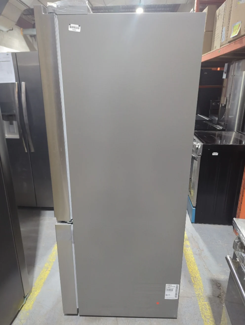 LF21G6201S - REFRIGERATORS - LG - French 3-Door - Stainless Steel - Open Box - Image 4