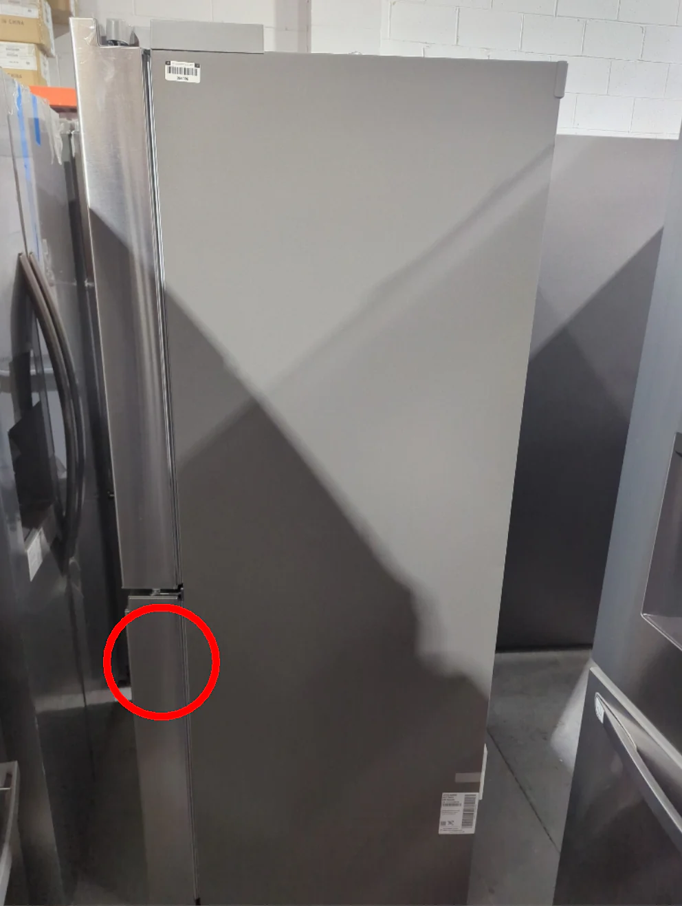 LF24C8200S - REFRIGERATORS - LG - French 4-Door - Stainless Steel - Open Box - Image 3