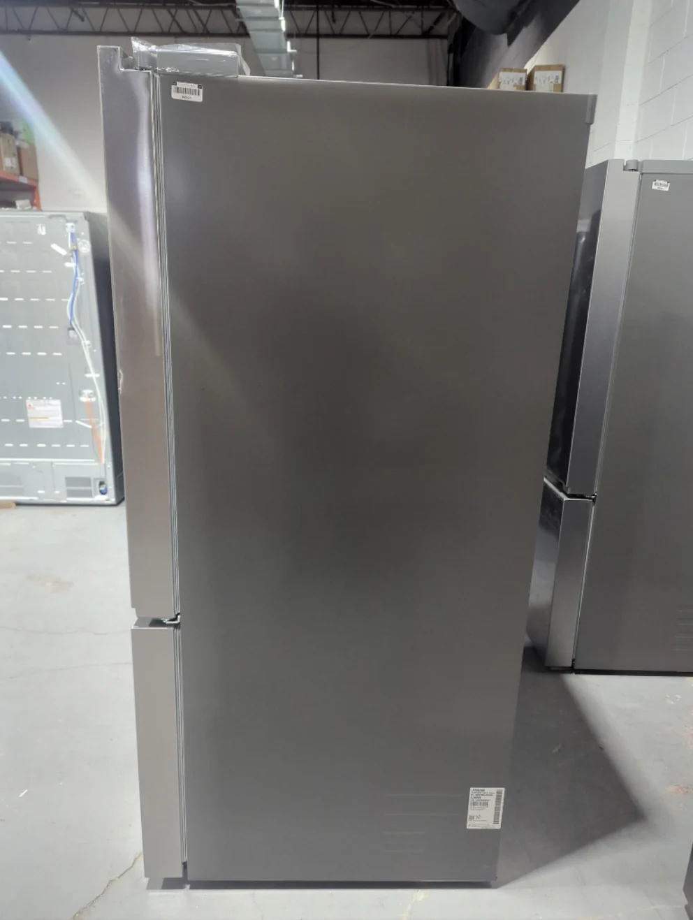 LF25S6200S - REFRIGERATORS - LG - French 3-Door - Stainless Steel - Open Box - Image 4
