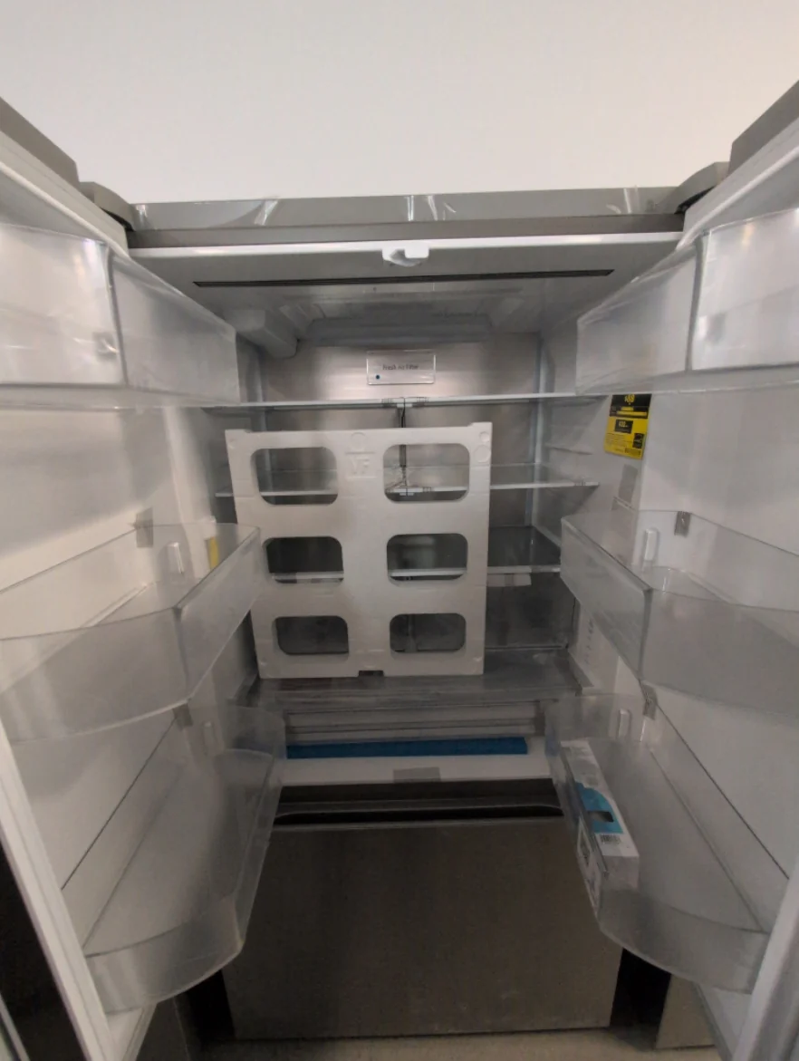 LF25Z6211S - REFRIGERATORS - LG - French 3-Door - Stainless Steel - Open Box - Image 2