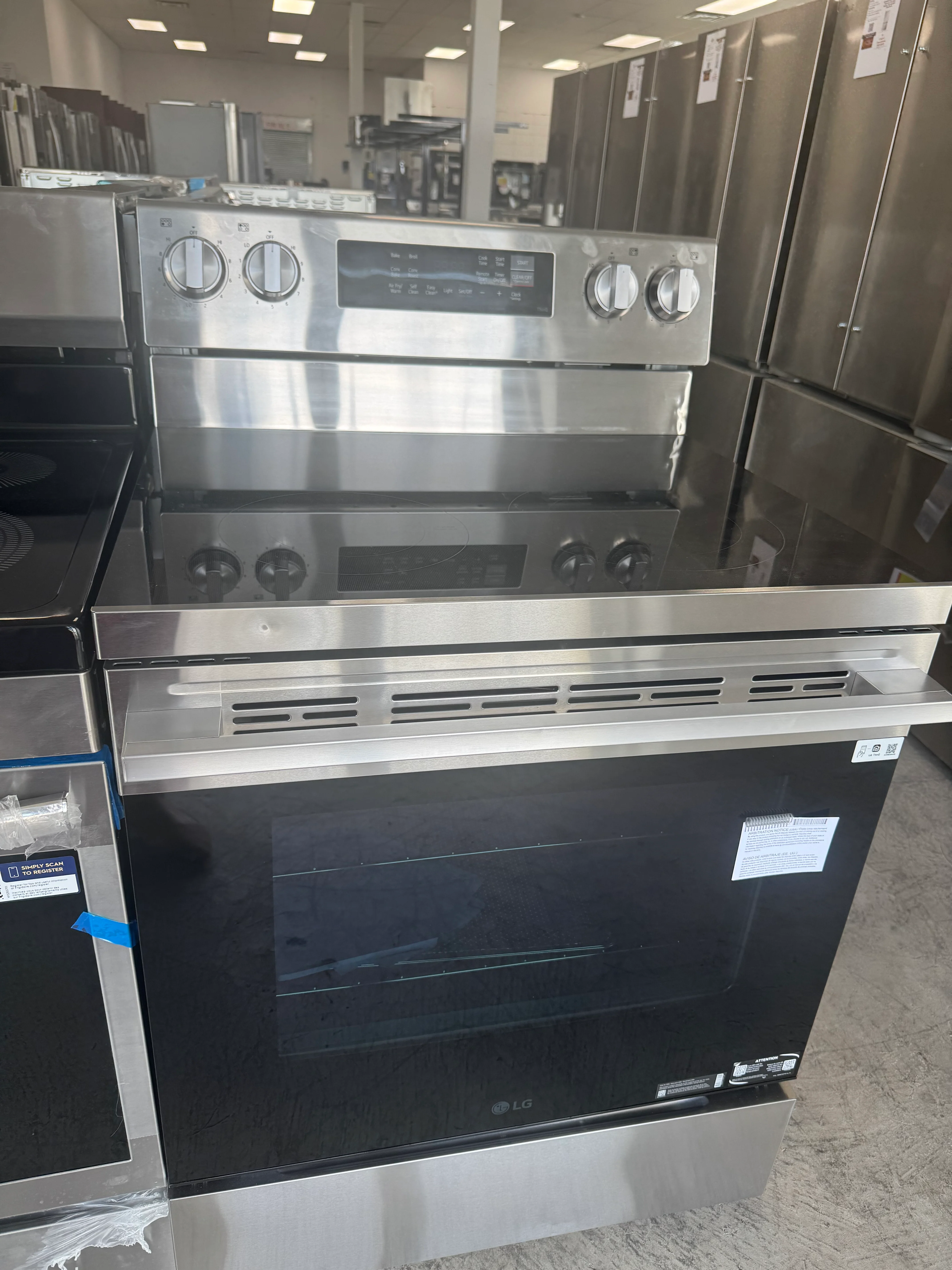 LREN6323YE - RANGES - LG - Electric - Stainless Steel - Open Box - Image 2