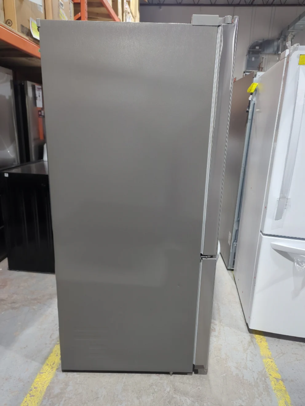 LRFNS2200S - REFRIGERATORS - LG - French 3-Door - Stainless Steel - Open Box - Image 3