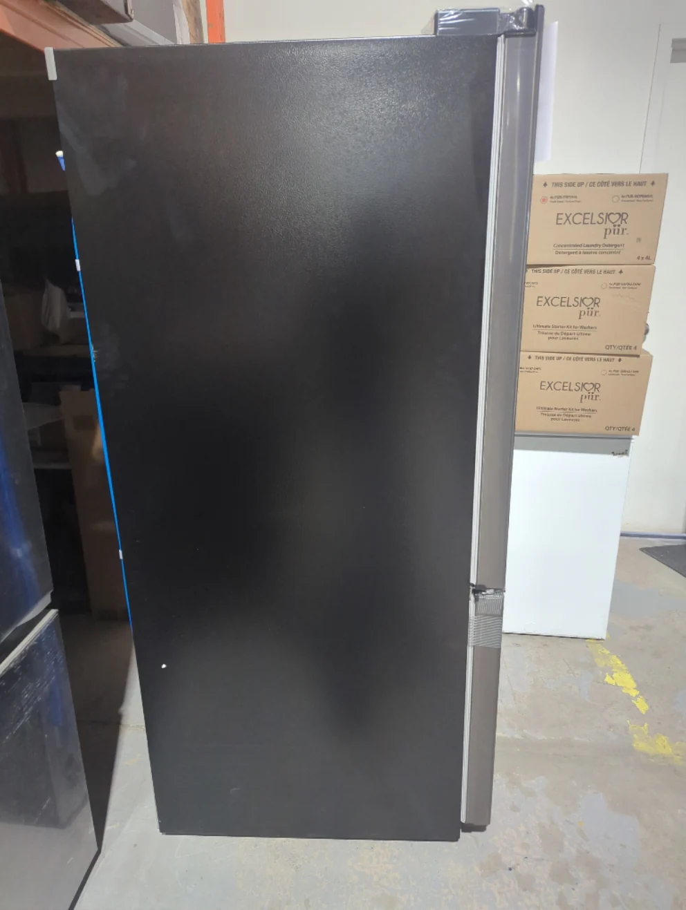 LRFS28XBD - REFRIGERATORS - LG - French 3-Door - Black Stainless - Open Box - Image 4