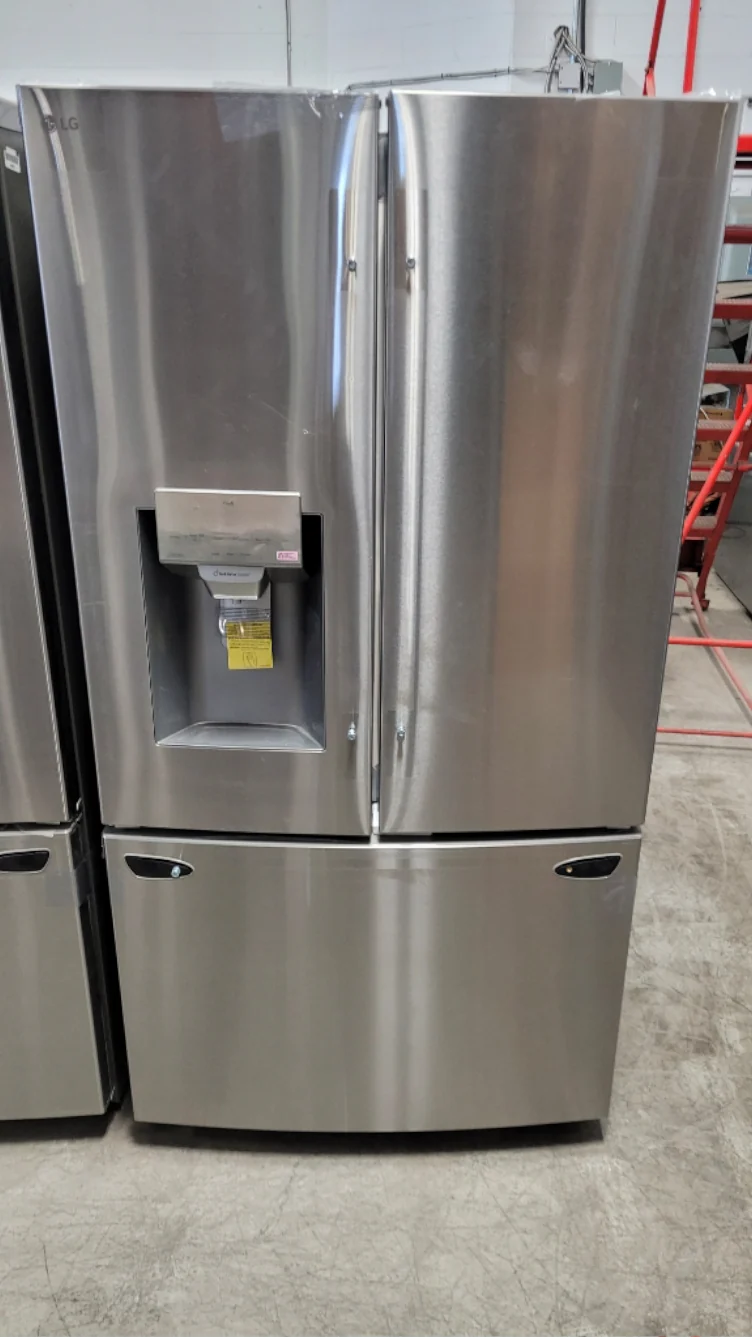 LRFS28XBS - REFRIGERATORS - LG - French 3-Door - Stainless Steel - Open Box - Image 2