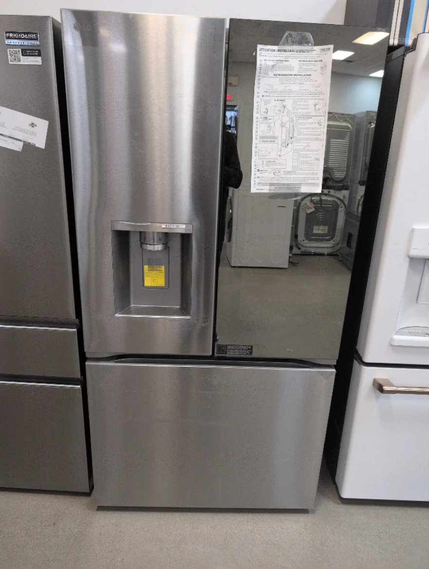 LRYKC2606S - REFRIGERATORS - LG - French 3-Door - Stainless Steel - Open Box - Image 2