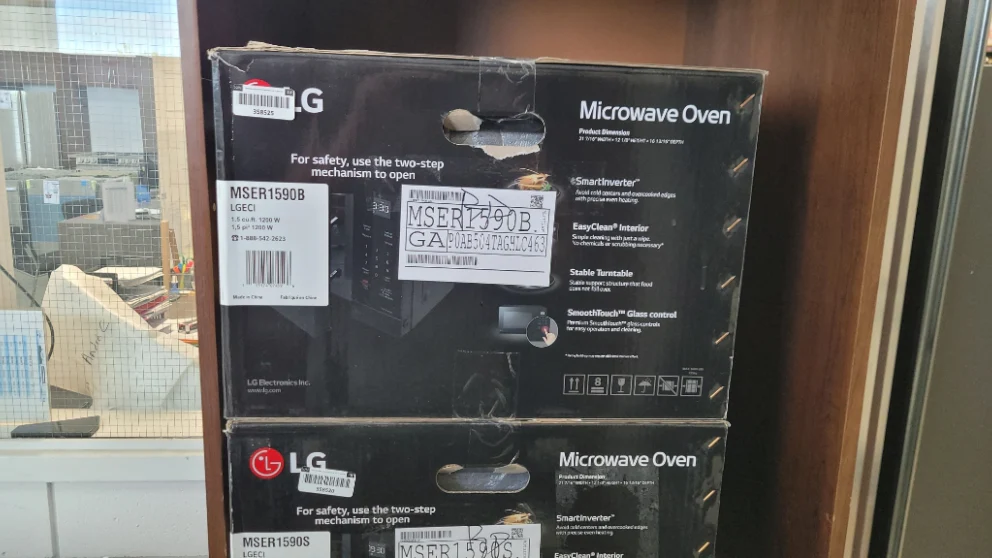 MSER1590B - MICROWAVES OVENS - LG - Countertop - Black - Open Box - Image 2