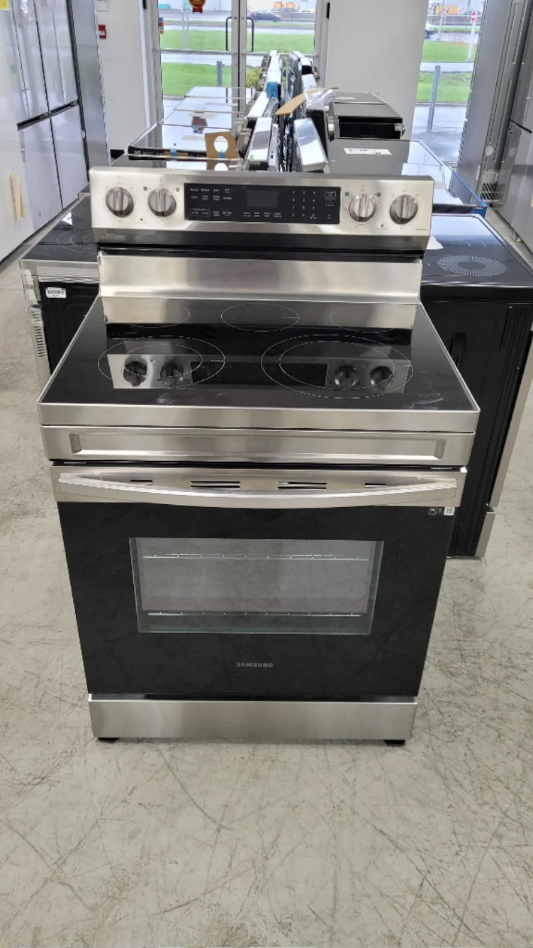 NE63A6511SS - RANGES - Samsung - Electric - Stainless Steel - Open Box - Image 2